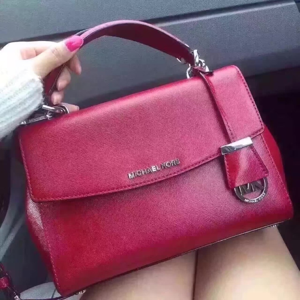 NWT Michael Kors Ava Small Saffiano Leather Crossbody Handbag Purse Cherry Red - Picture 1 of 9